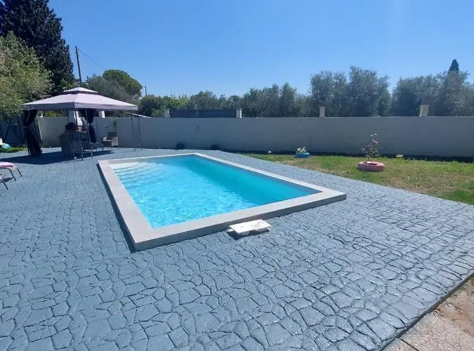 Villa Gardiki For2 *